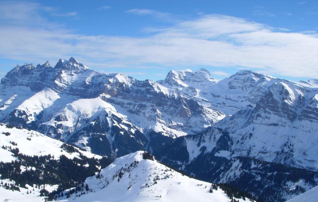 Appartement A La Montagne Champéry Buitenkant foto